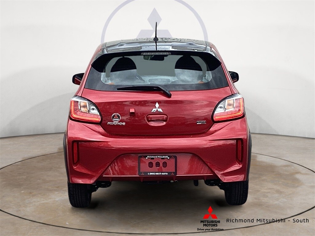 2024 Mitsubishi Mirage Black Edition photo 4