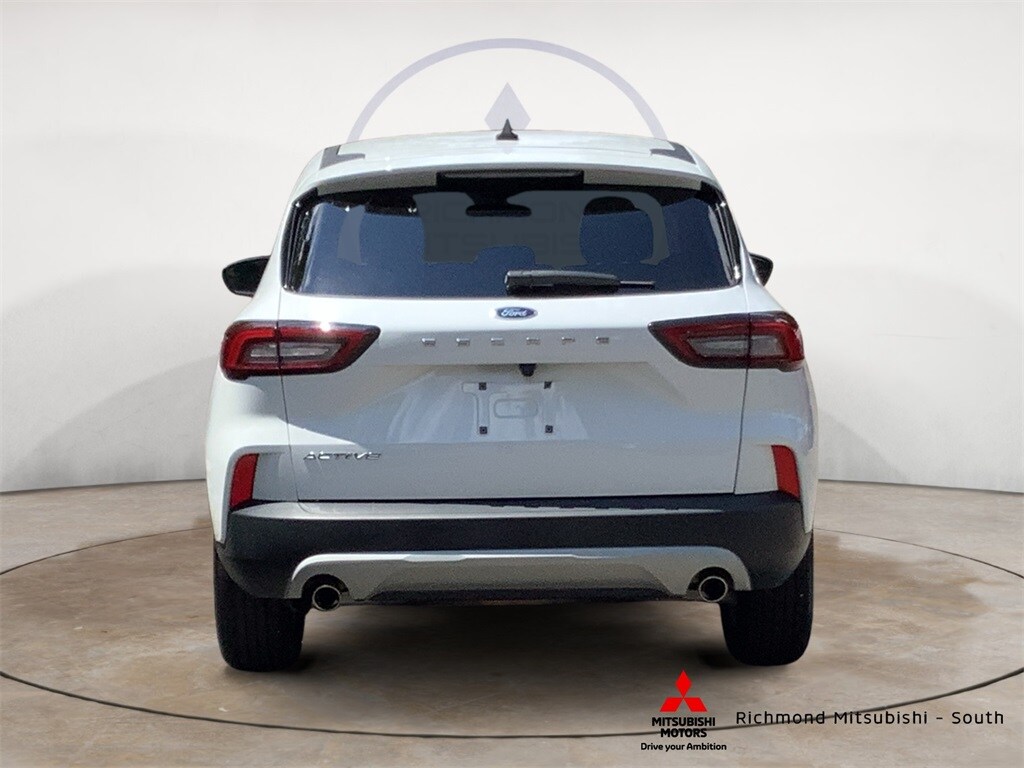 2023 Ford Escape Active photo 3
