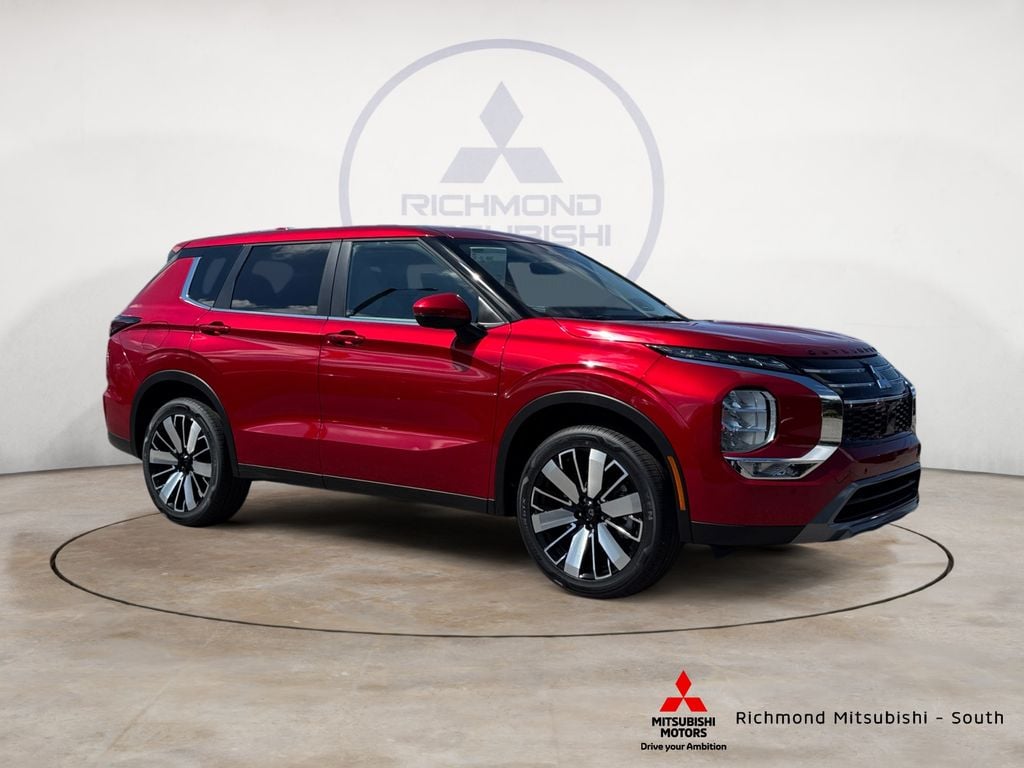 2026 Mitsubishi Outlander SE FWD's photo