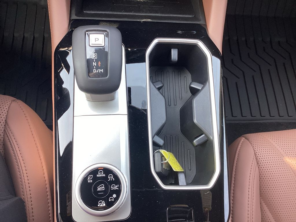 2025 Mitsubishi Outlander SEL - Photo 24