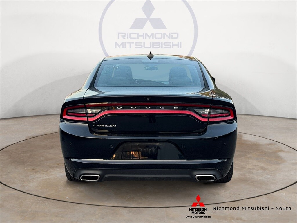 2023 Dodge Charger SXT photo 3