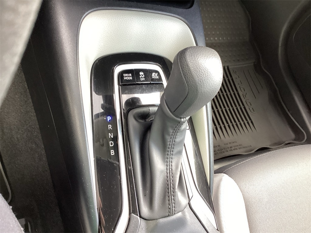 2024 Toyota Corolla Hybrid LE photo 4