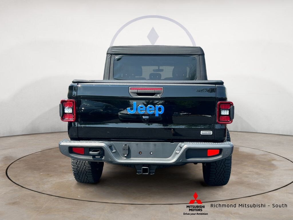 Used 2022 Jeep Gladiator Overland Truck Crew Cab