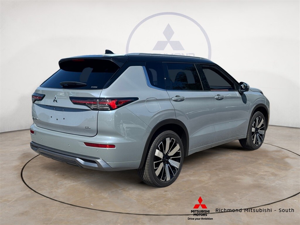 2025 Mitsubishi Outlander SEL GT photo 3