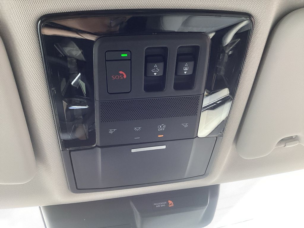2025 Mitsubishi Outlander SEL Platinum Edition - Photo 22