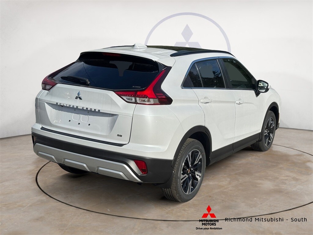 2026 Mitsubishi Eclipse Cross SE photo 2