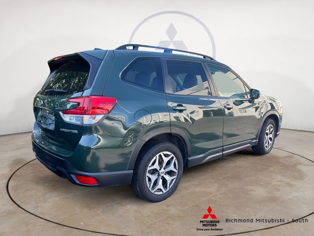 Used 2023 Subaru Forester Premium SUV