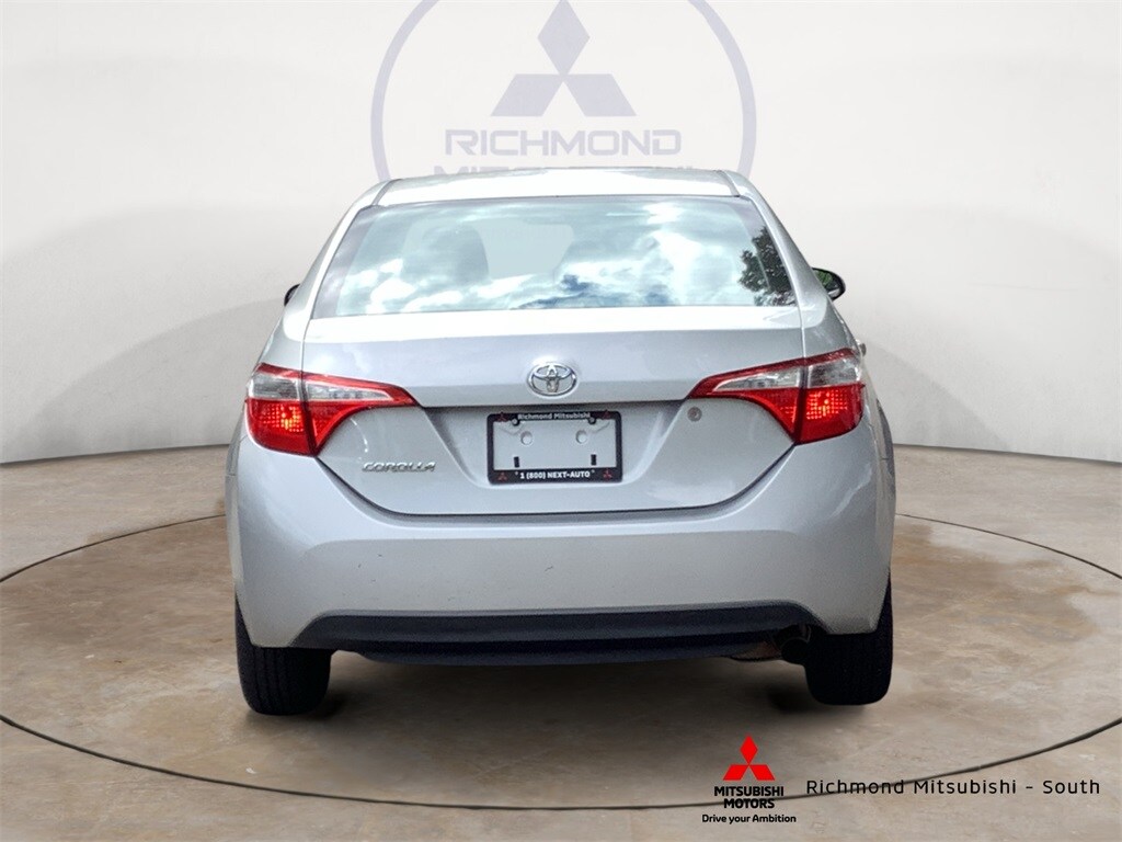 2014 Toyota Corolla L photo 3