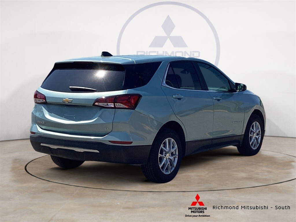 2022 Chevrolet Equinox photo 3