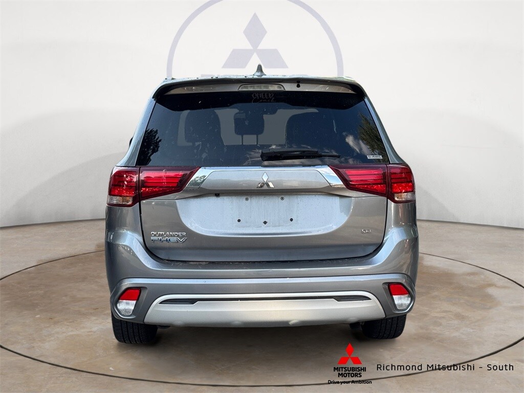 2022 Mitsubishi Outlander PHEV photo 4