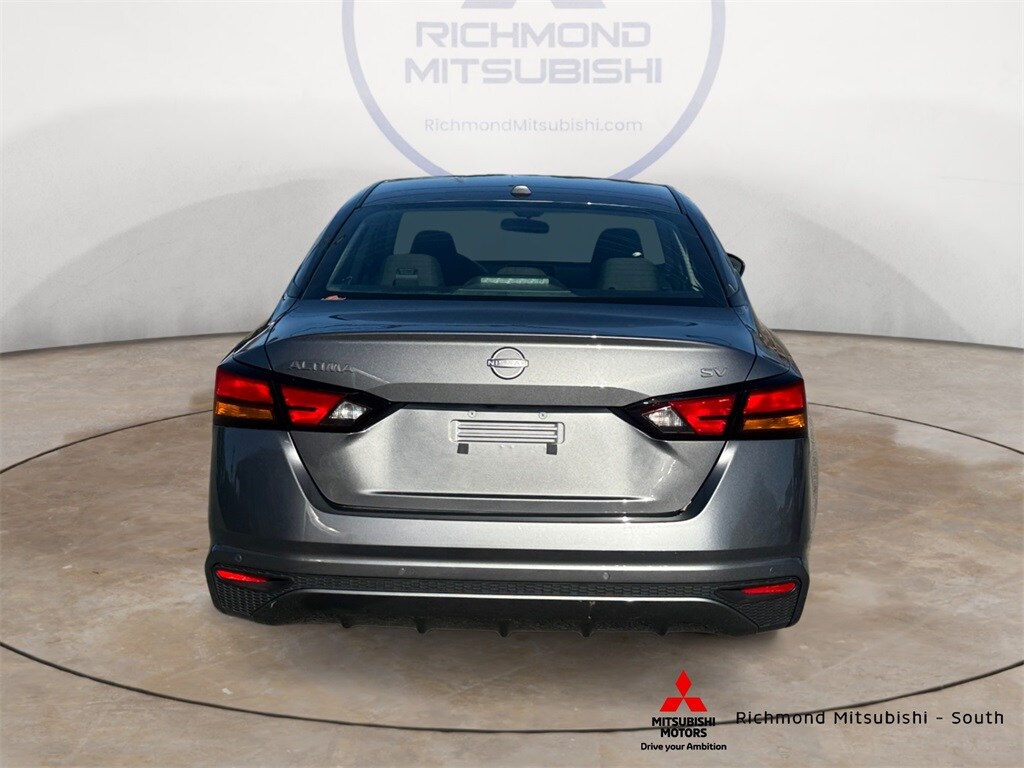2024 Nissan Altima 2.5 SV photo 4