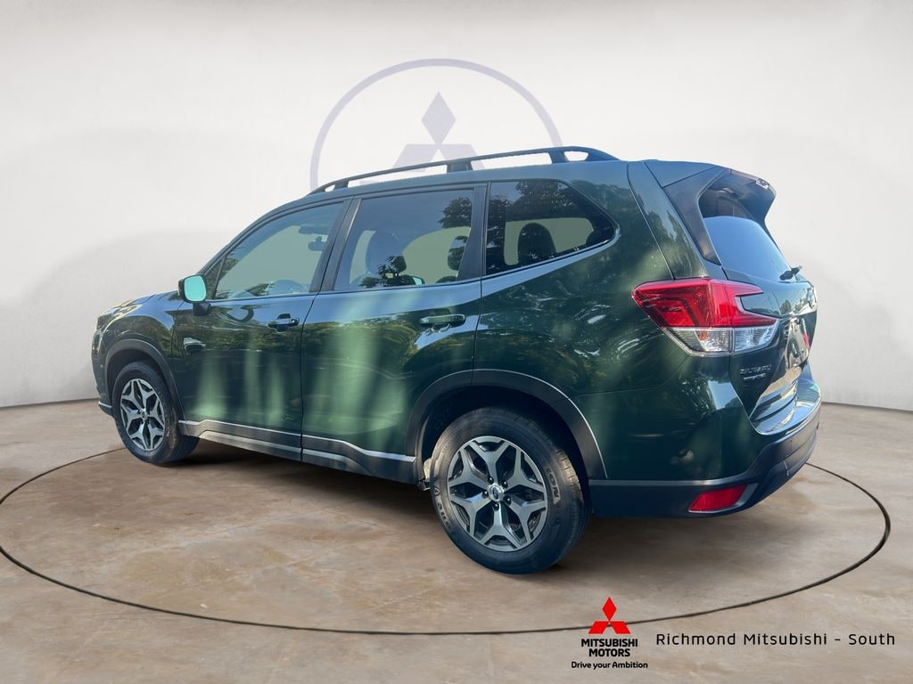Used 2023 Subaru Forester Premium SUV