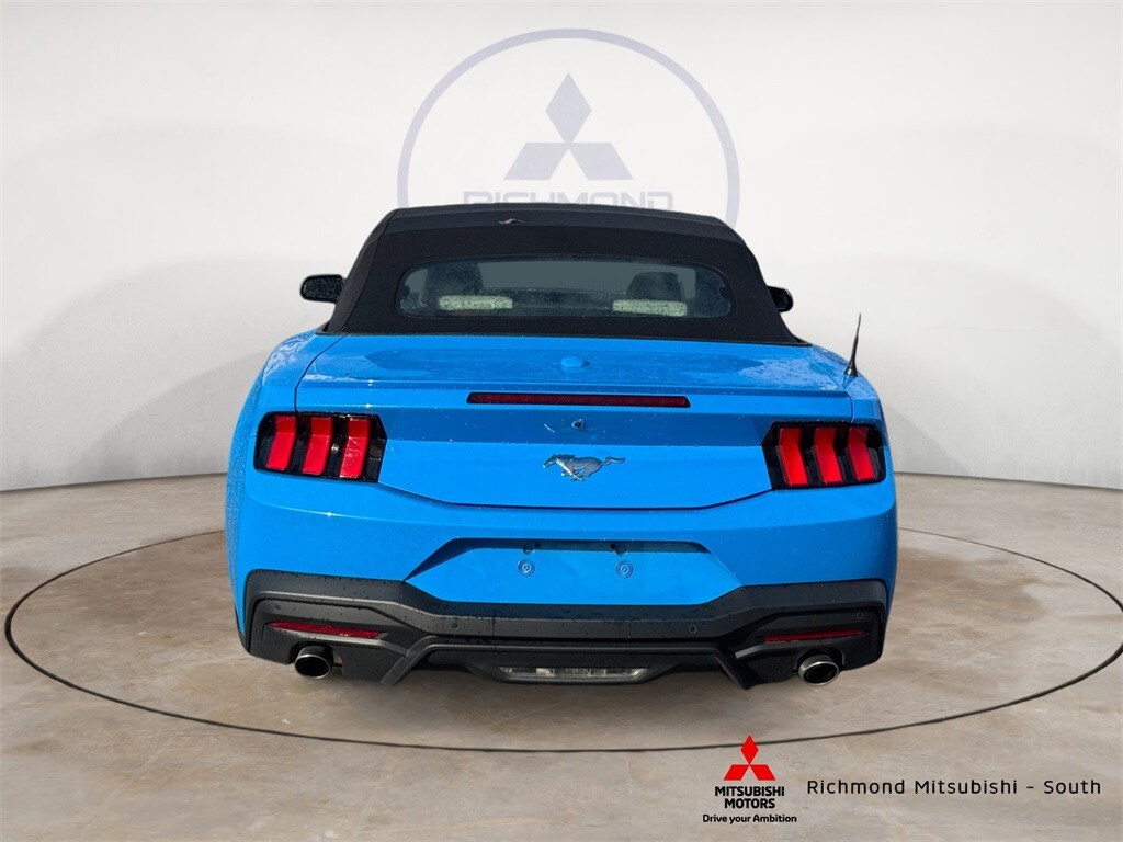 2024 Ford Mustang EcoBoost Premium photo 4