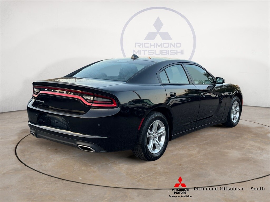 2023 Dodge Charger SXT photo 2