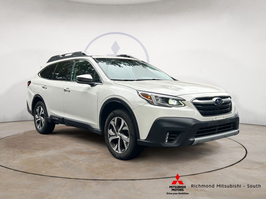 2022 Subaru Outback Touring's photo