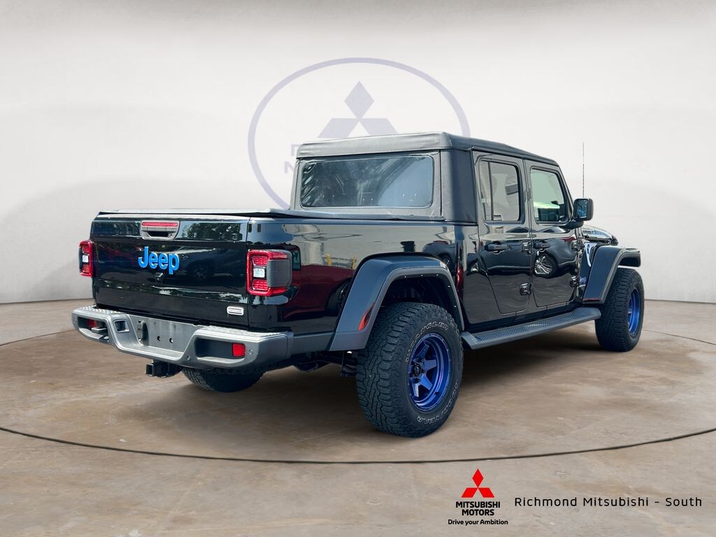 Used 2022 Jeep Gladiator Overland Truck Crew Cab