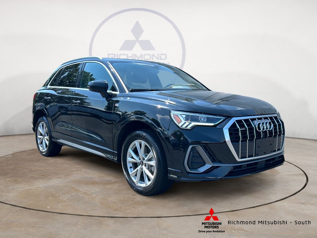 2025 Audi Q3 S Line quattro Premium