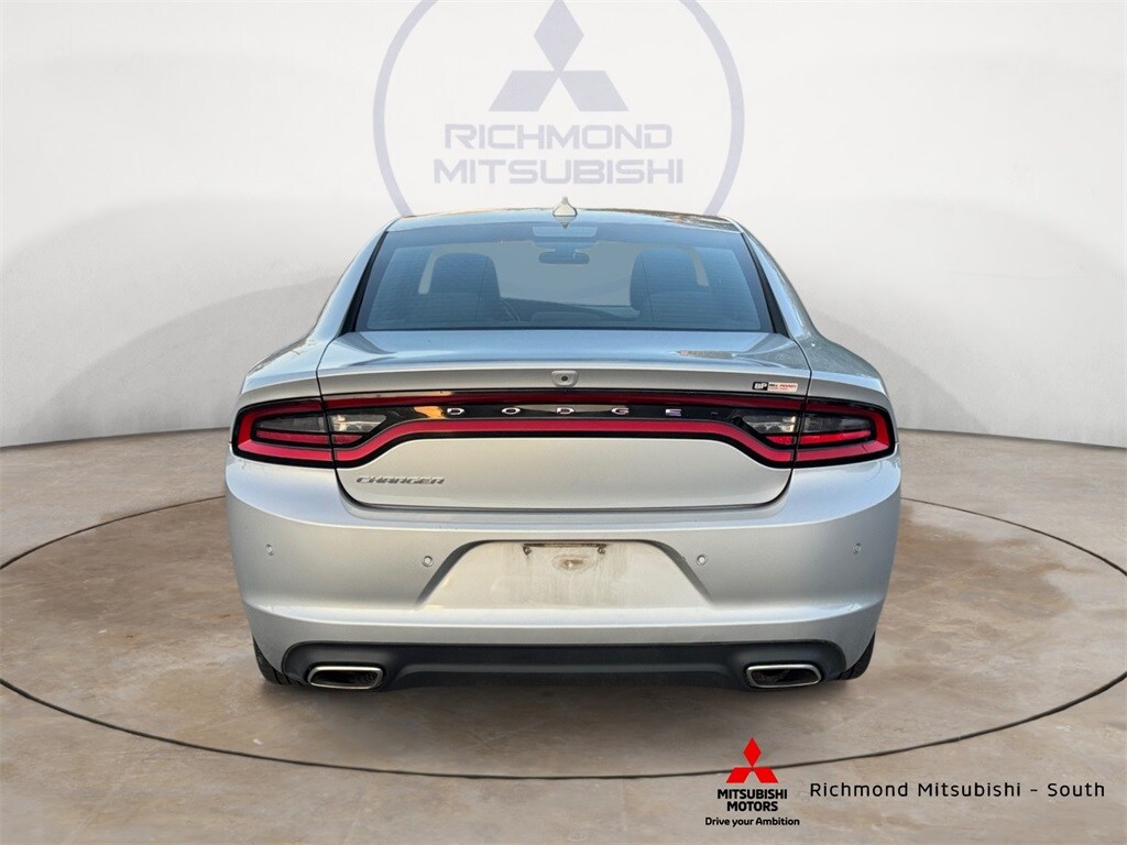 2023 Dodge Charger SXT photo 2