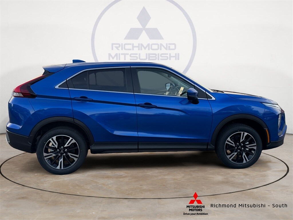 2026 Mitsubishi Eclipse Cross SE photo 2