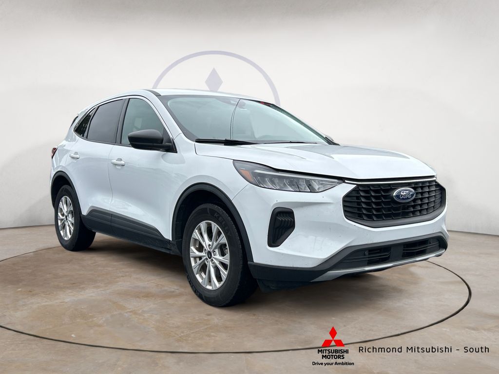 2023 Ford Escape's photo