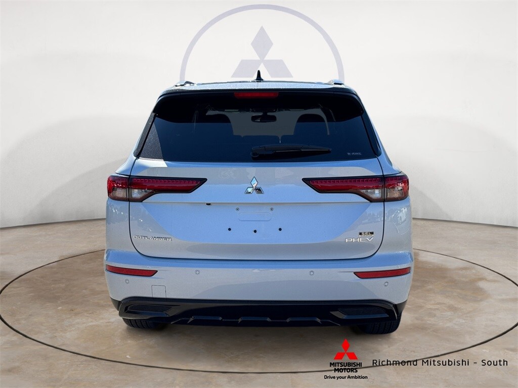 2025 Mitsubishi Outlander PHEV SEL Black Edition photo 4