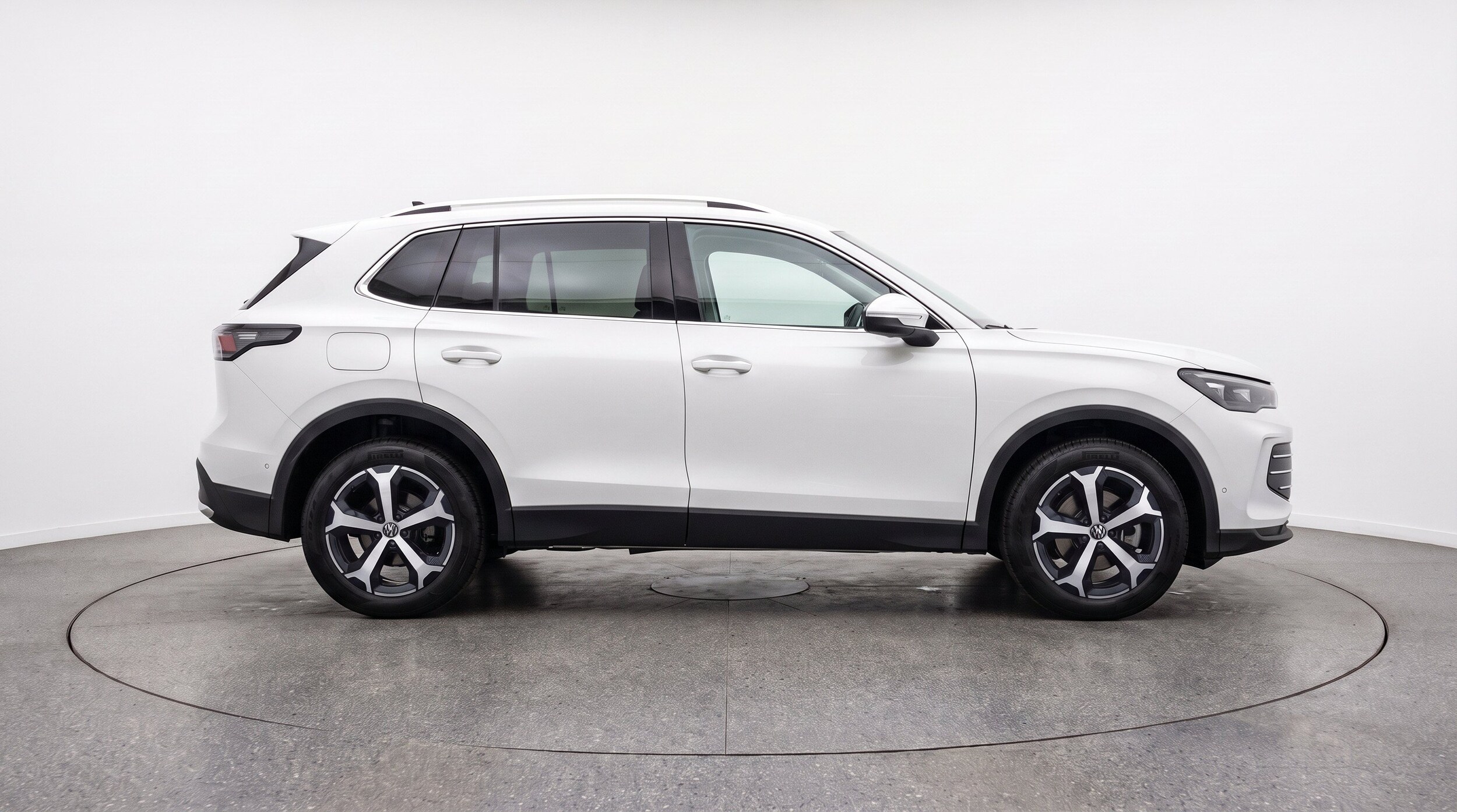 Thumbnail: 2026 Volkswagen Tiguan - 11