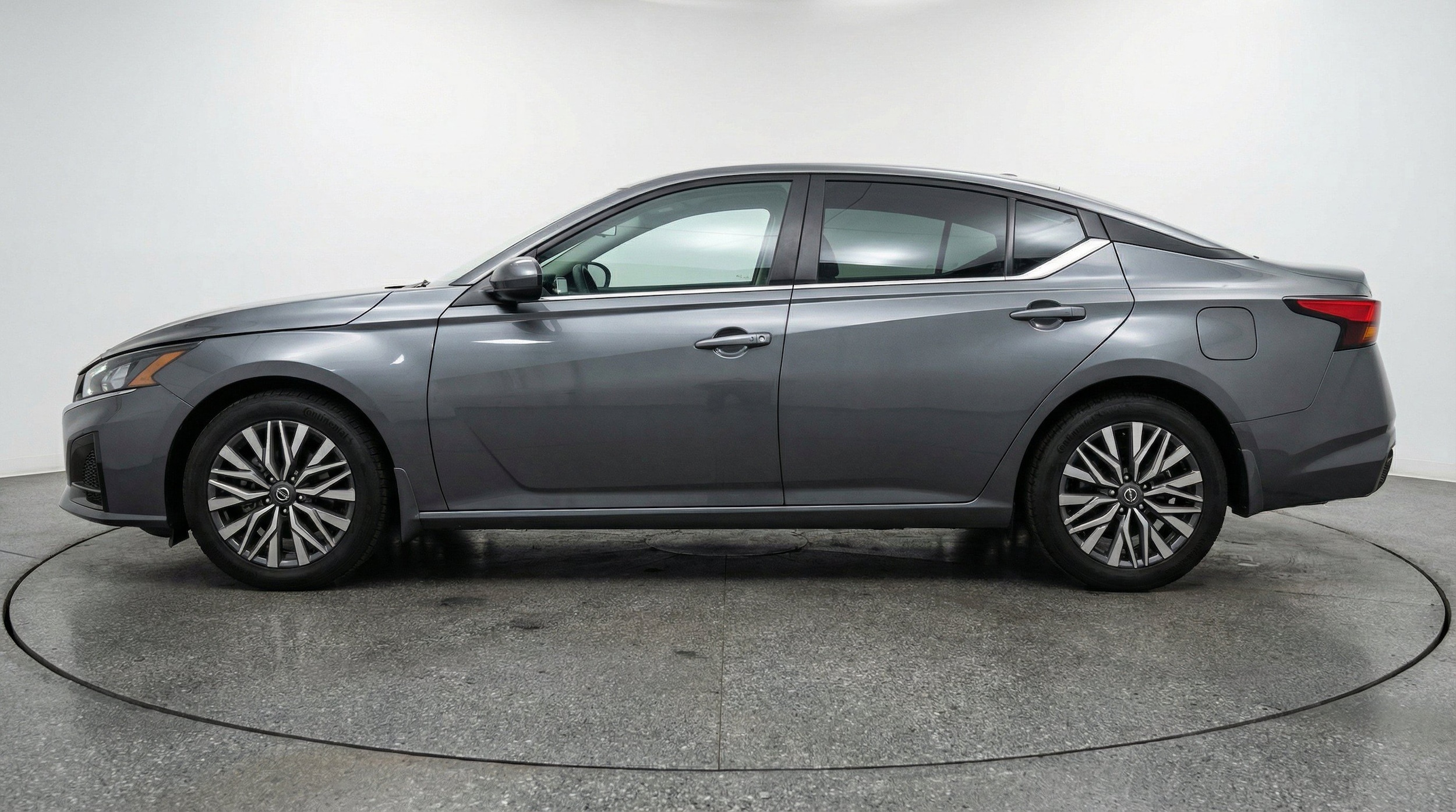Thumbnail: 2025 Nissan Altima - 5
