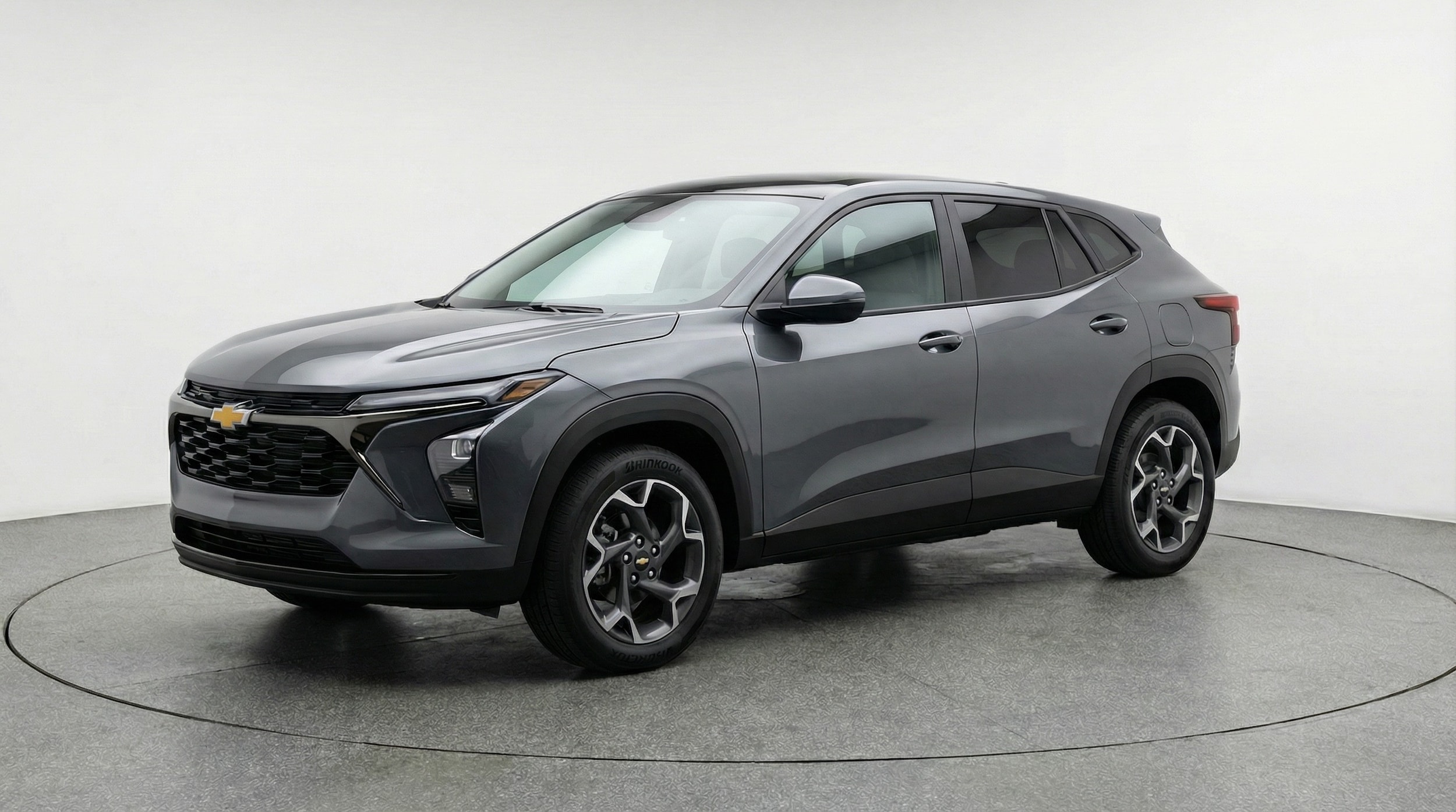 Thumbnail: 2025 Chevrolet Trax - 3