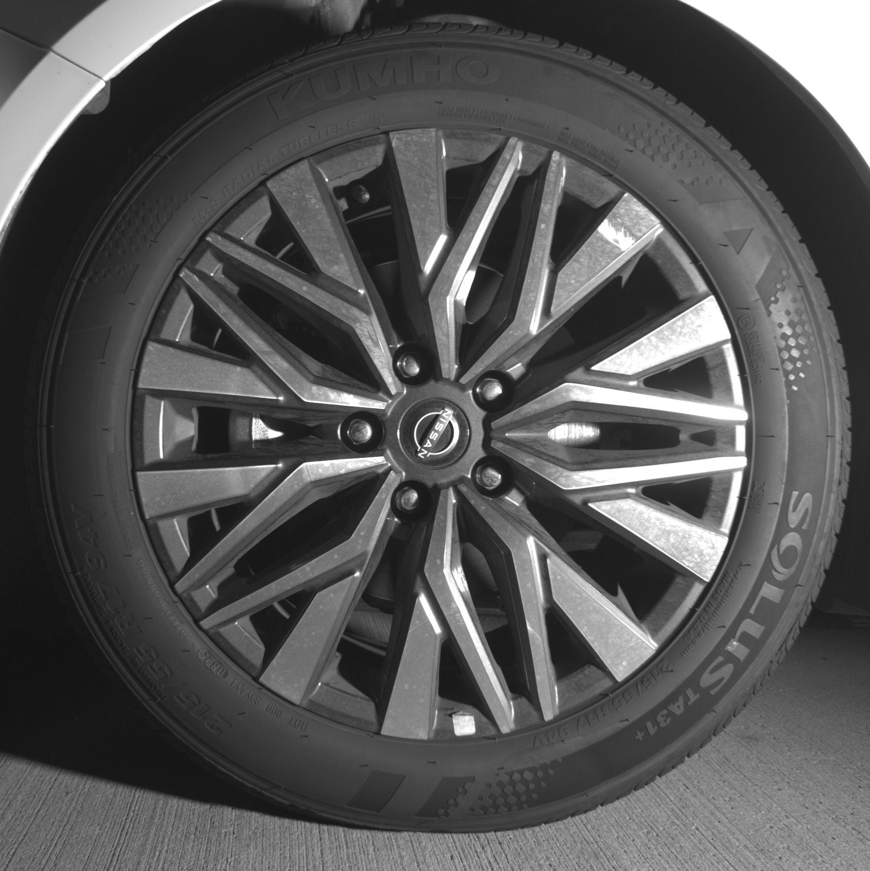 Thumbnail: 2025 Nissan Altima - 9