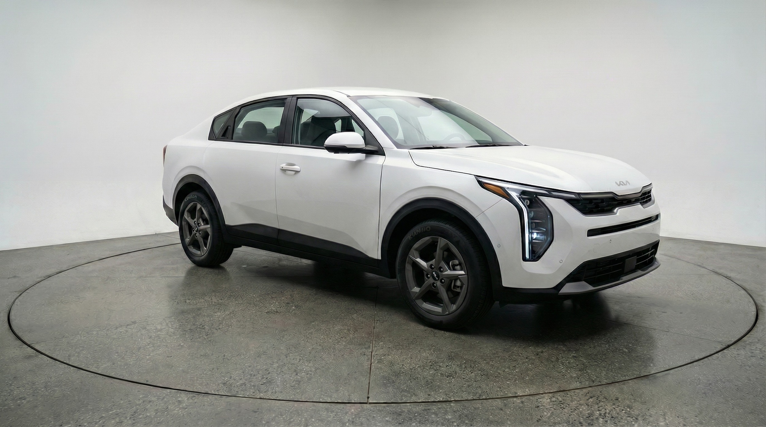 Thumbnail: 2025 Kia K4 - 1