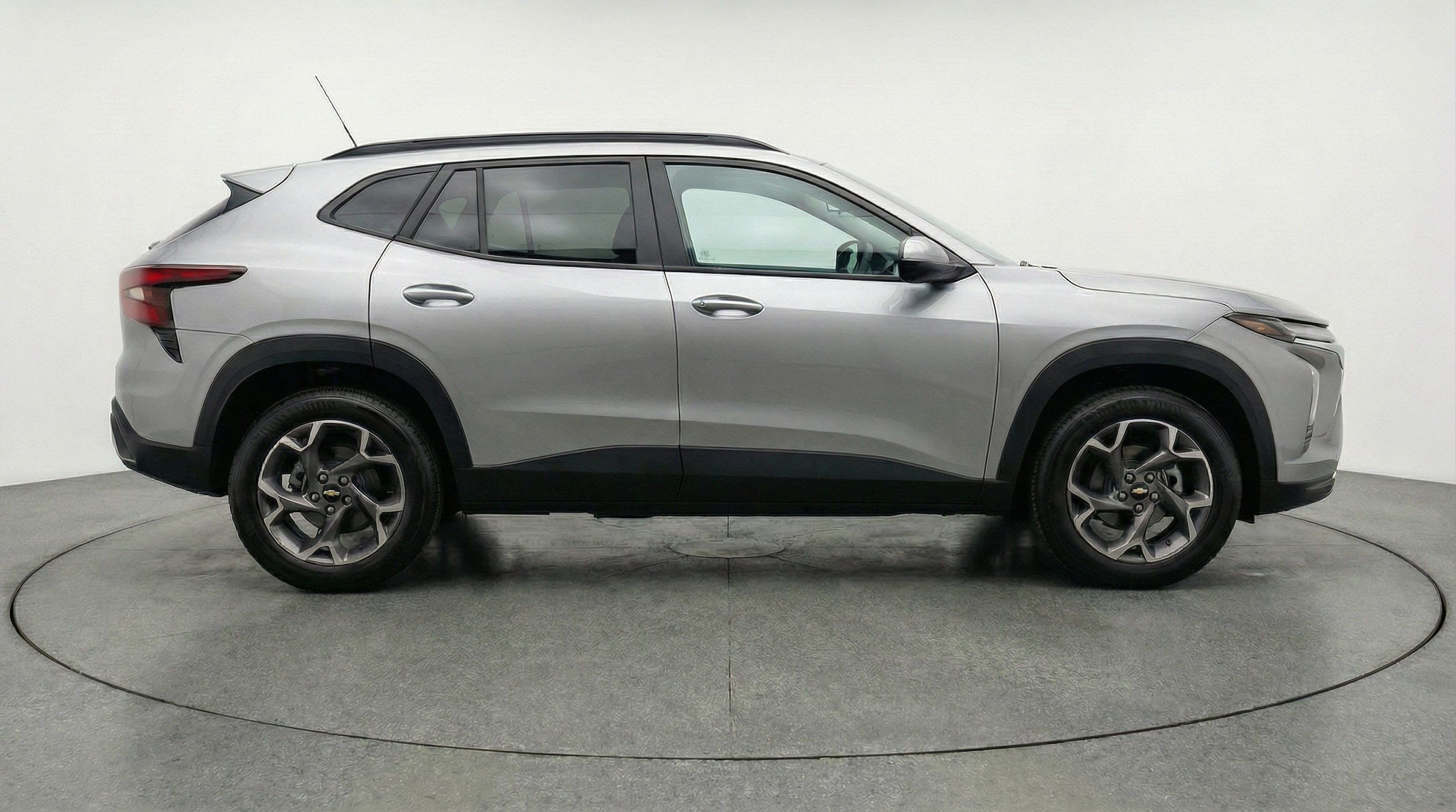 Thumbnail: 2025 Chevrolet Trax - 8