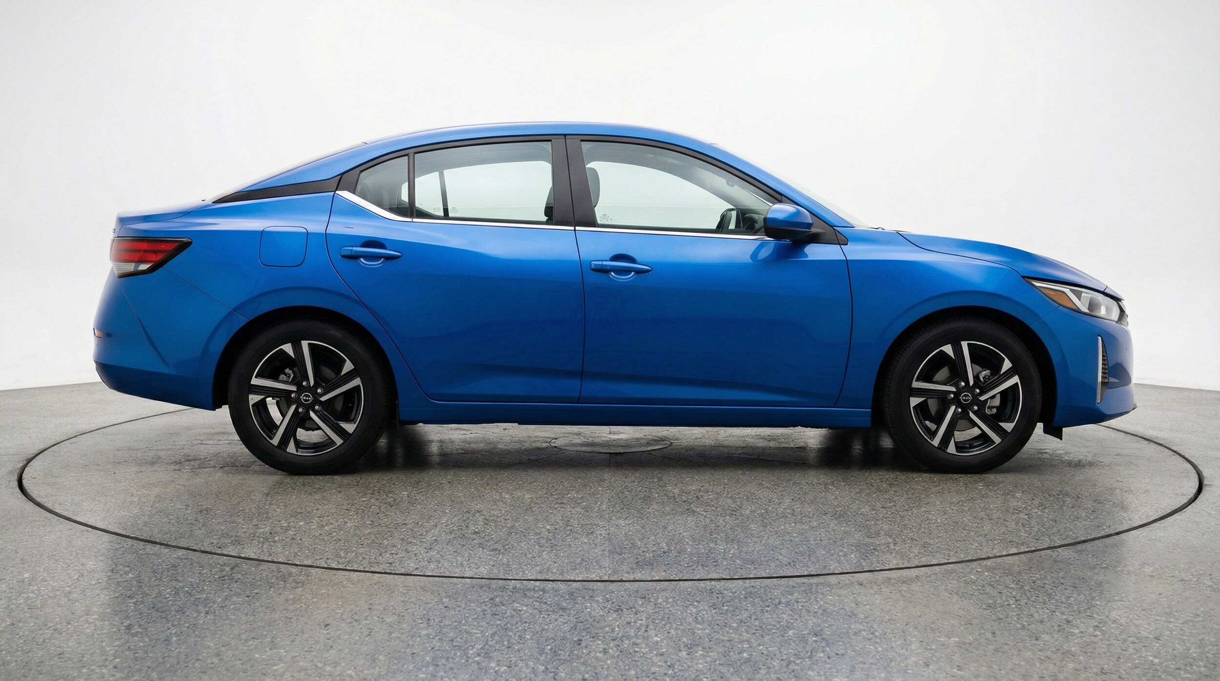 Thumbnail: 2025 Nissan Sentra - 11