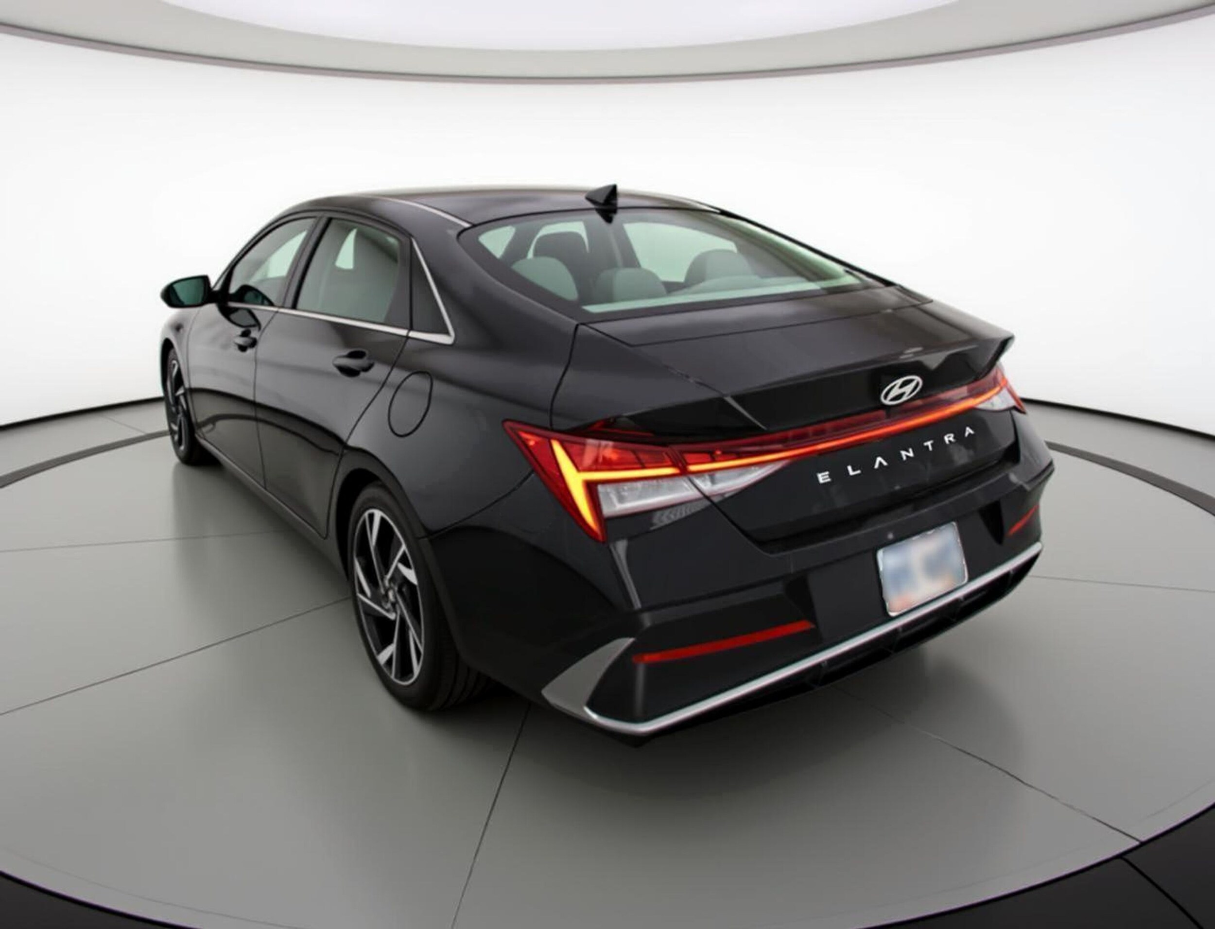 Thumbnail: 2025 Hyundai Elantra - 5