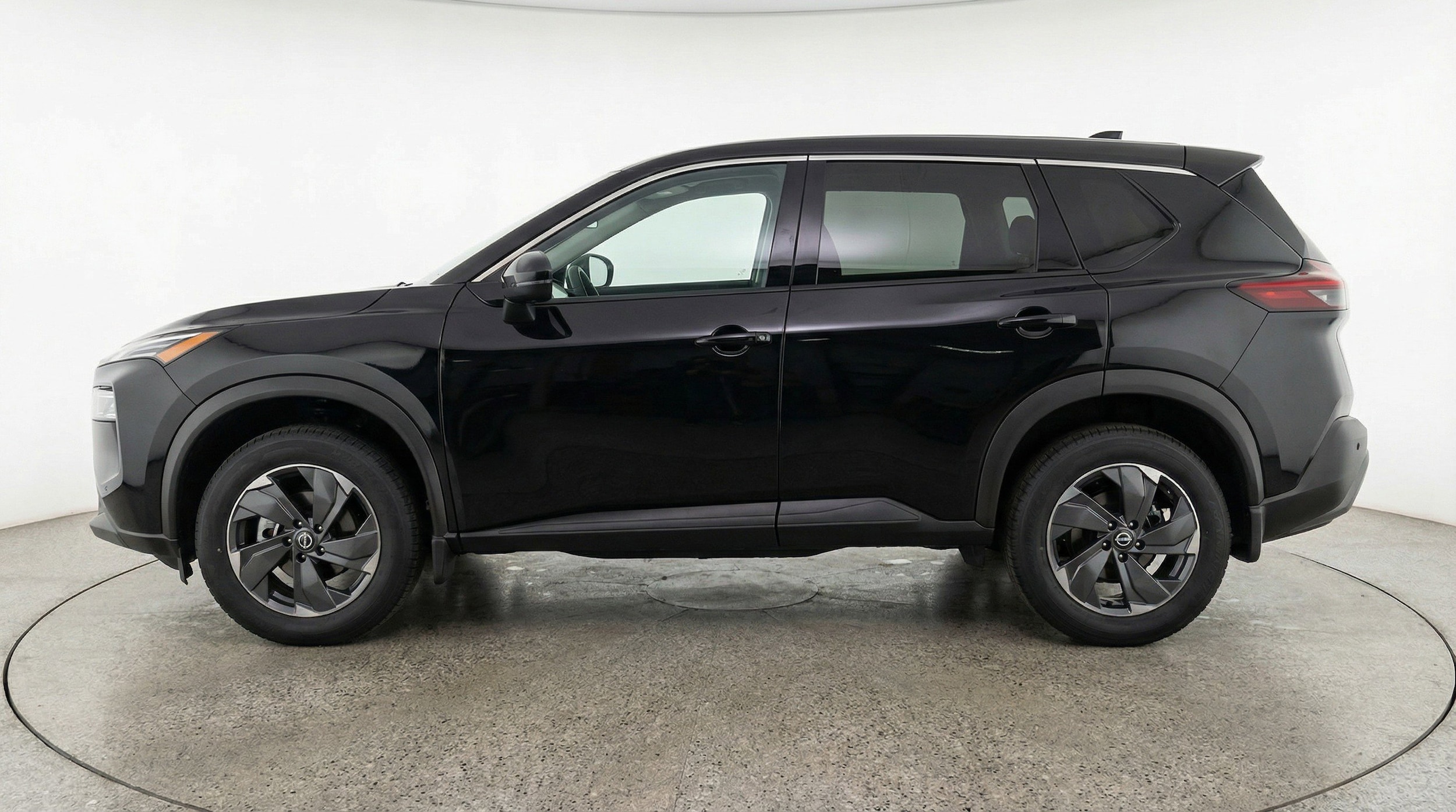 Thumbnail: 2025 Nissan Rogue - 5