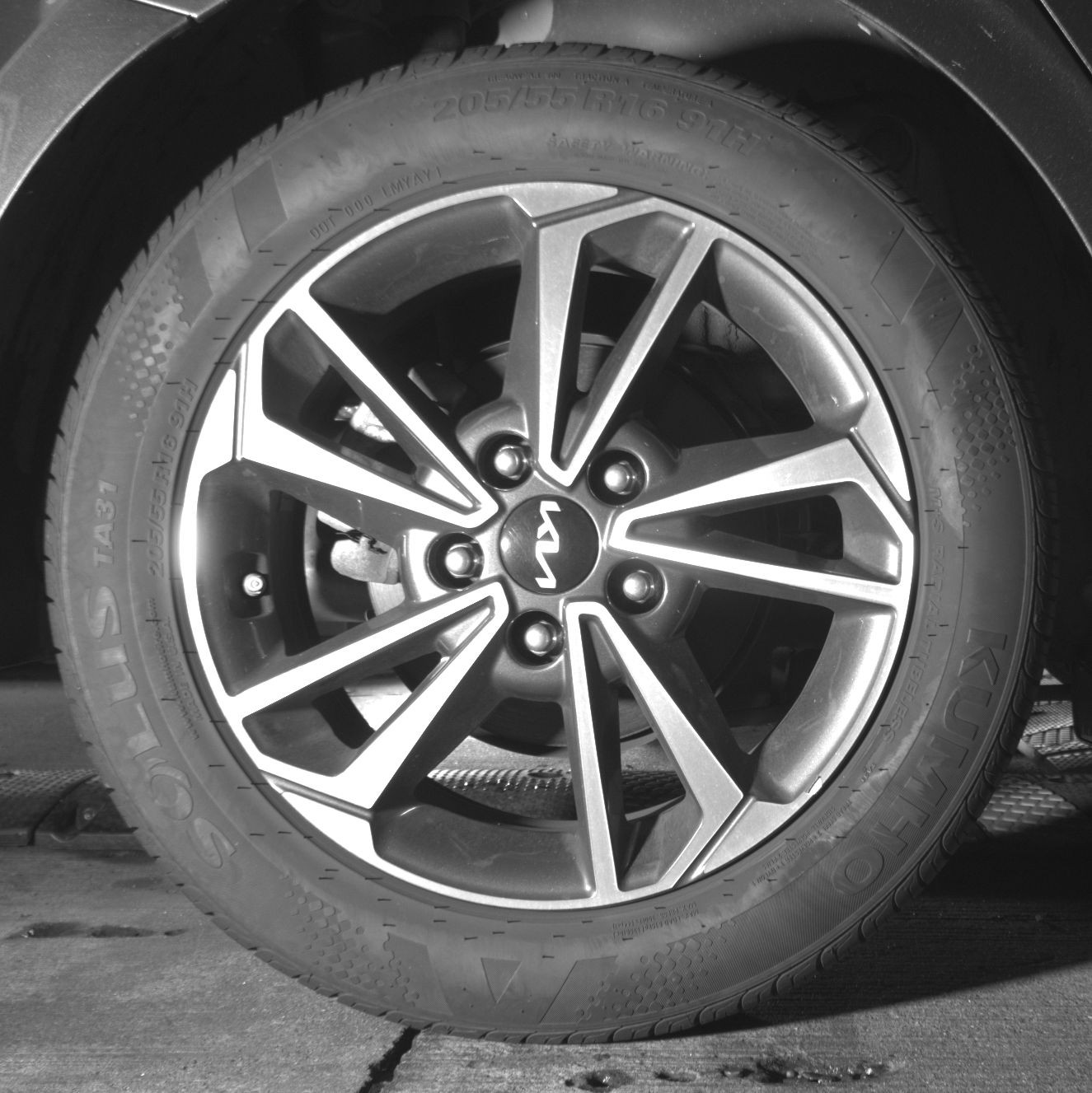 Thumbnail: 2024 Kia Forte - 12