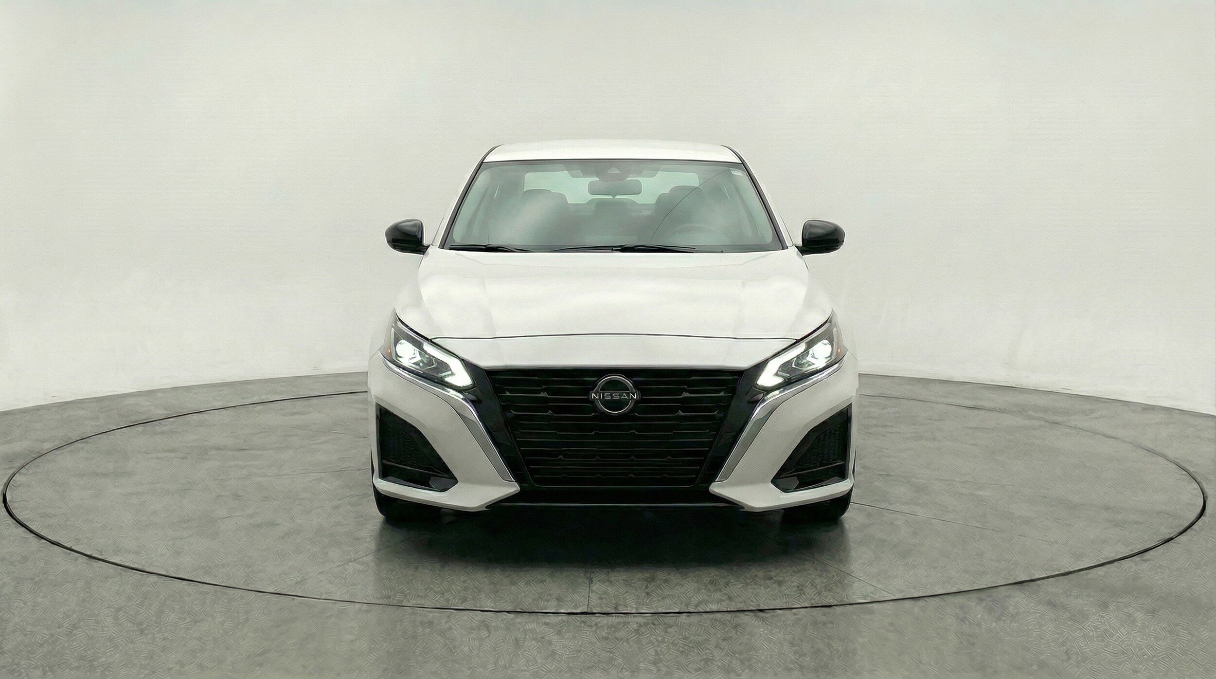 Thumbnail: 2025 Nissan Altima - 2