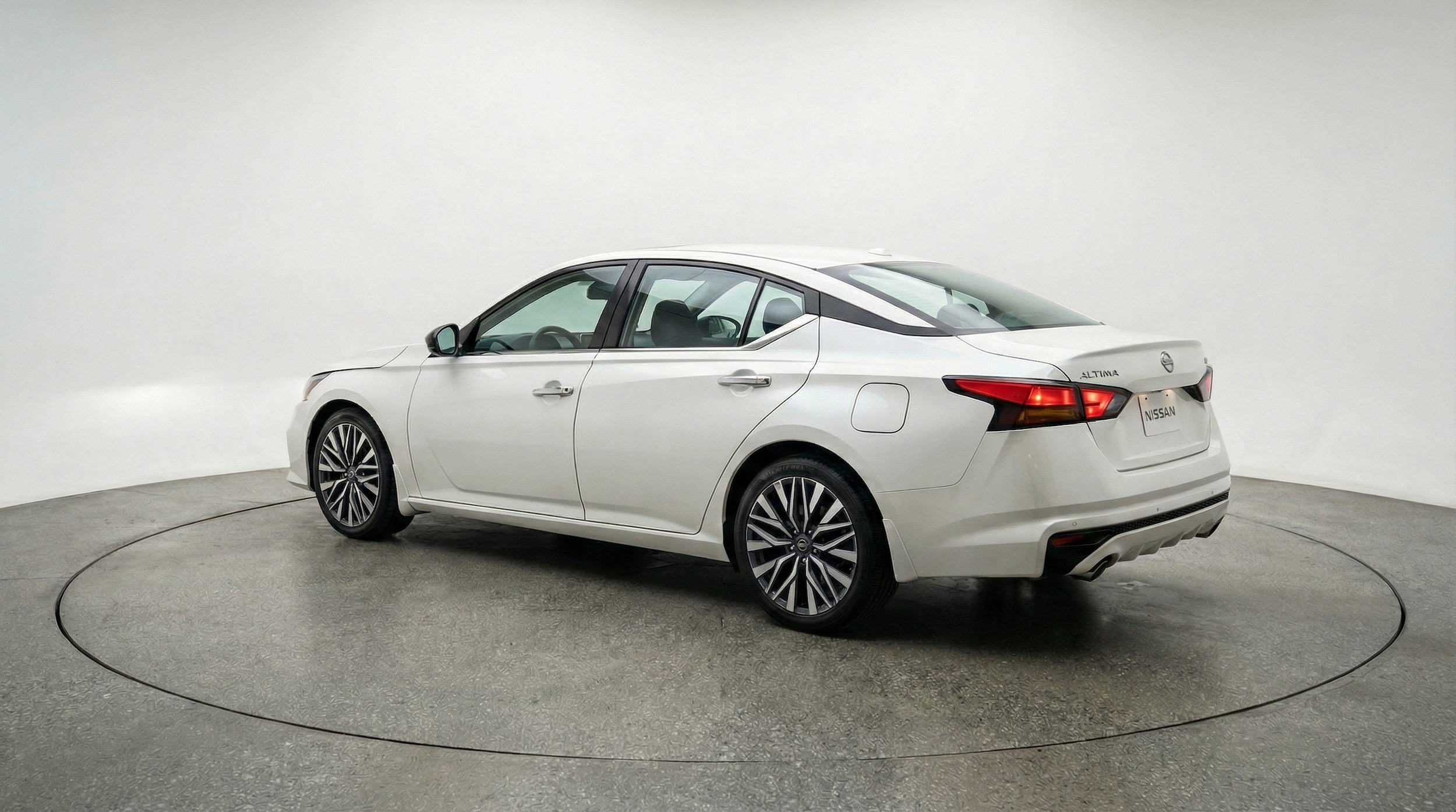 Thumbnail: 2025 Nissan Altima - 6