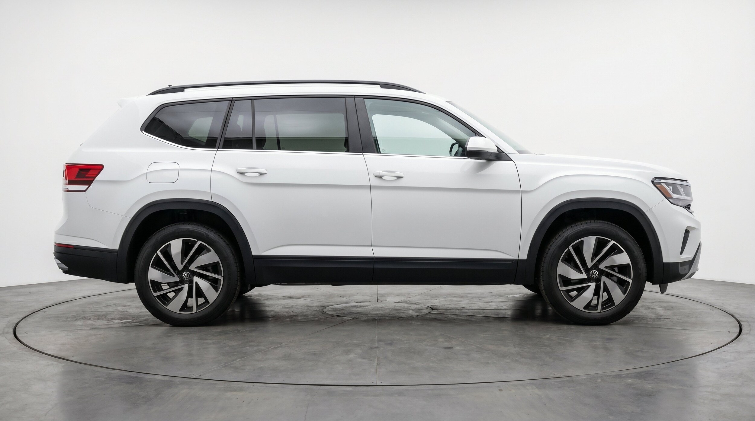 Thumbnail: 2026 Volkswagen Atlas - 11