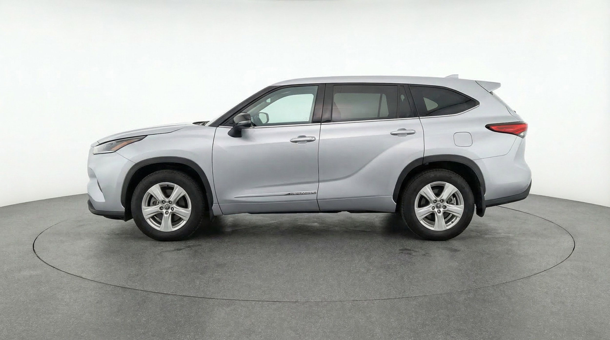 Thumbnail: 2025 Toyota Highlander - 5