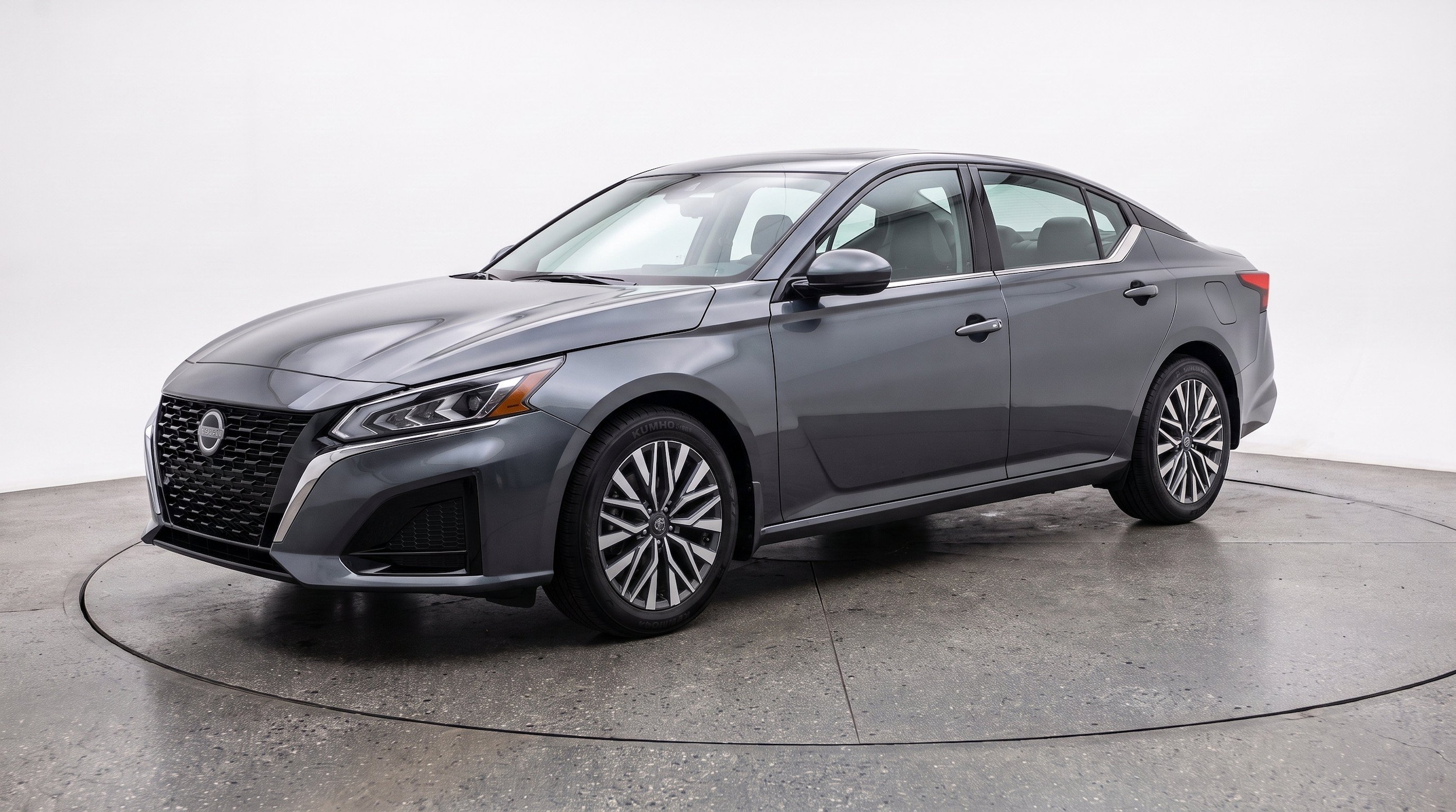 Thumbnail: 2025 Nissan Altima - 3