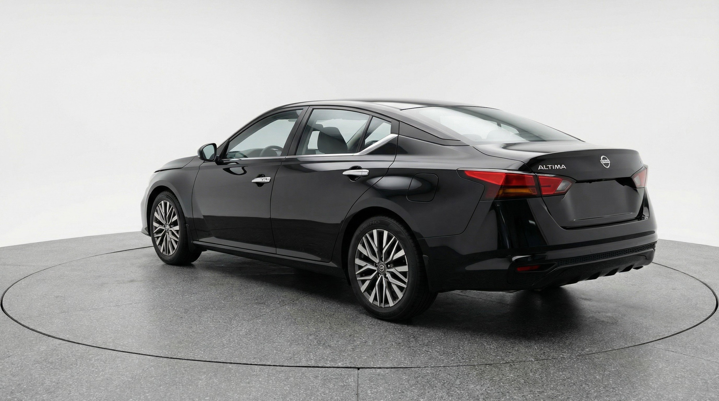 Thumbnail: 2025 Nissan Altima - 6