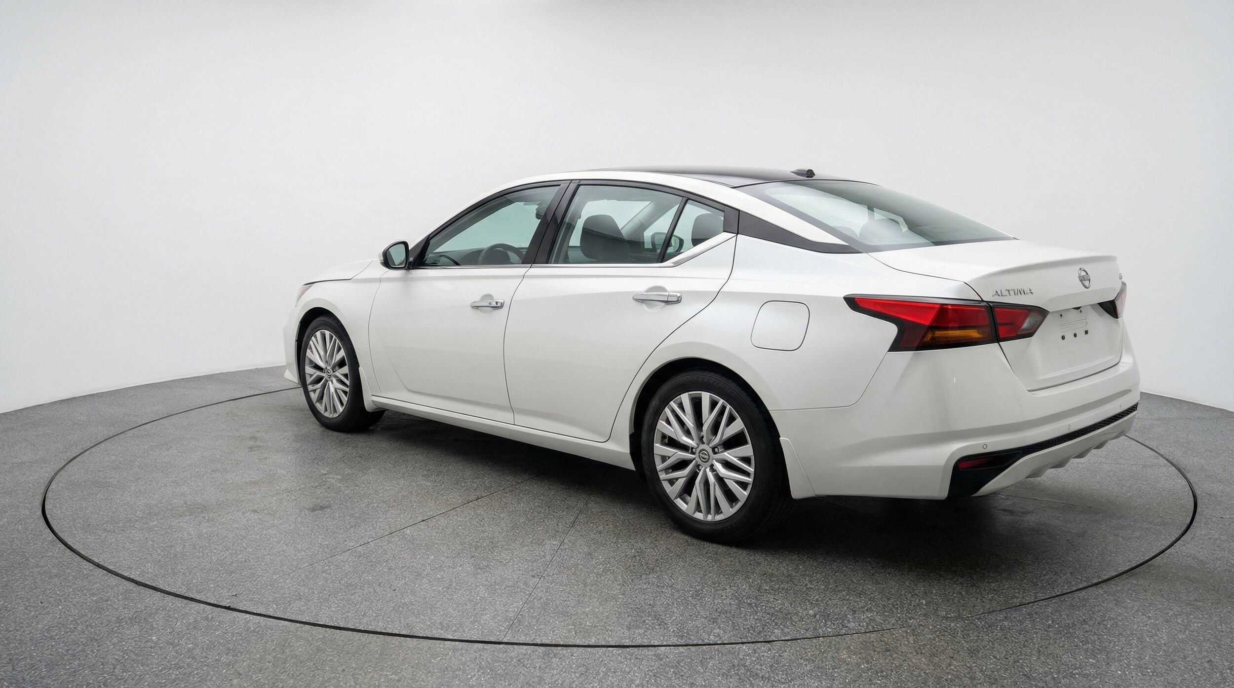 Thumbnail: 2025 Nissan Altima - 6