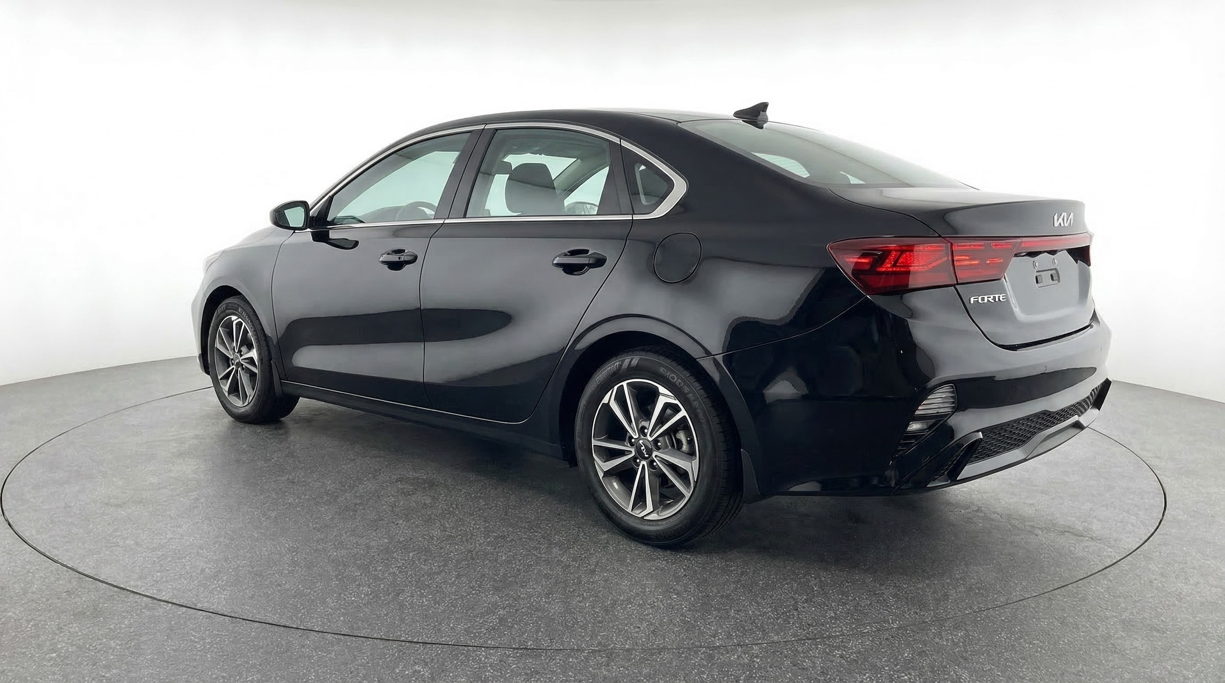 Thumbnail: 2024 Kia Forte - 5