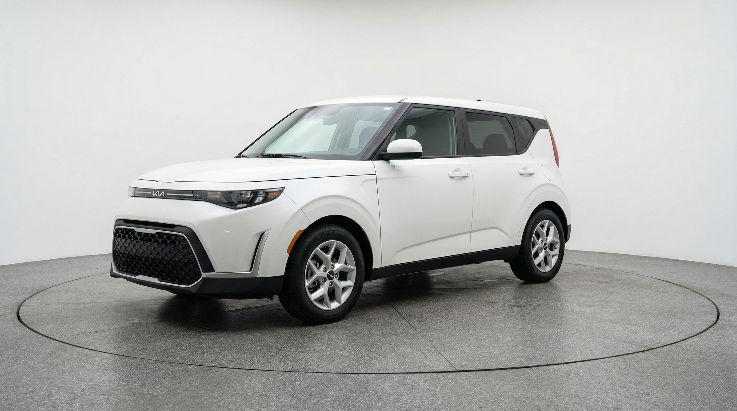 Thumbnail: 2025 Kia Soul - 3