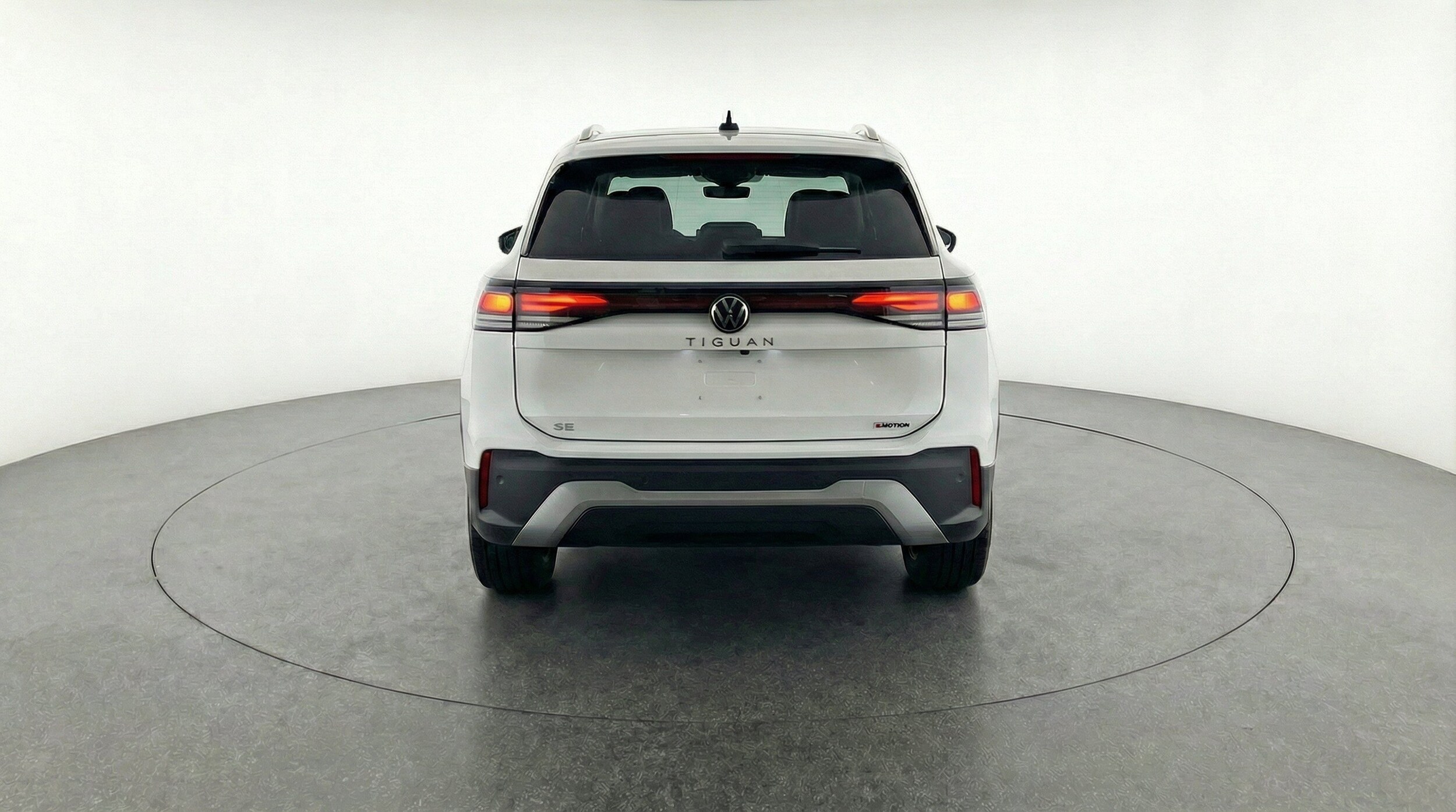 Thumbnail: 2026 Volkswagen Tiguan - 7