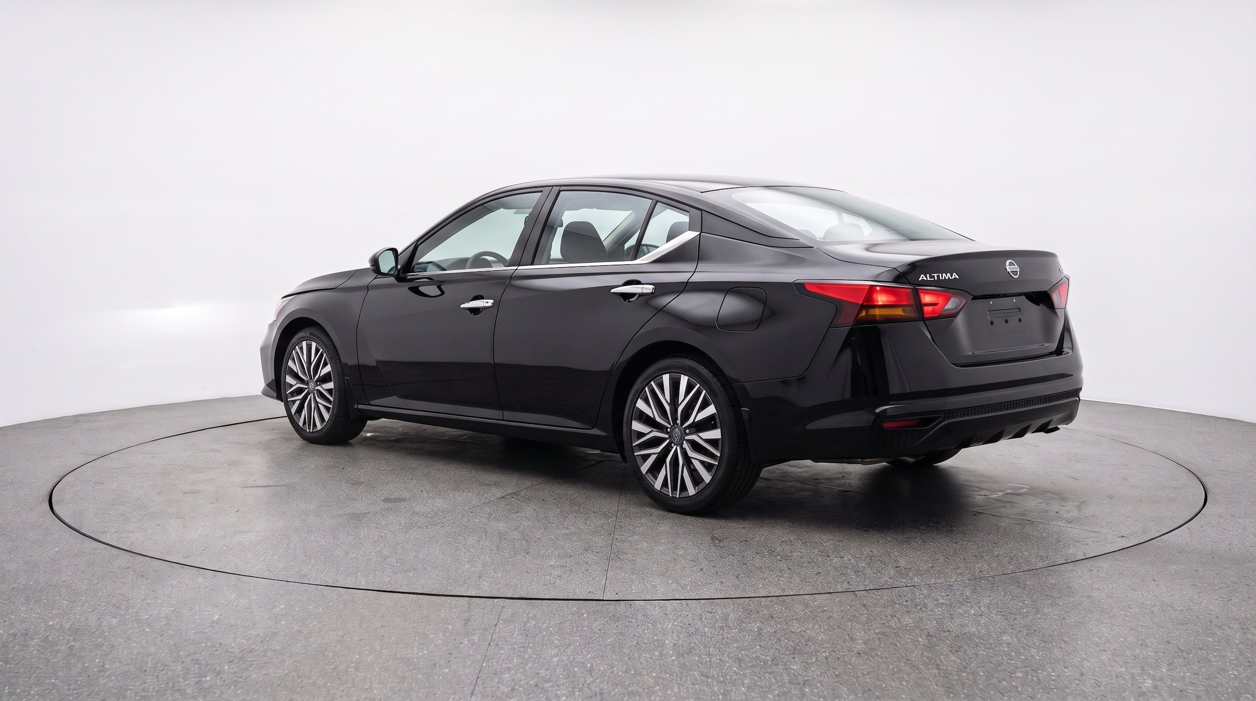 Thumbnail: 2025 Nissan Altima - 6