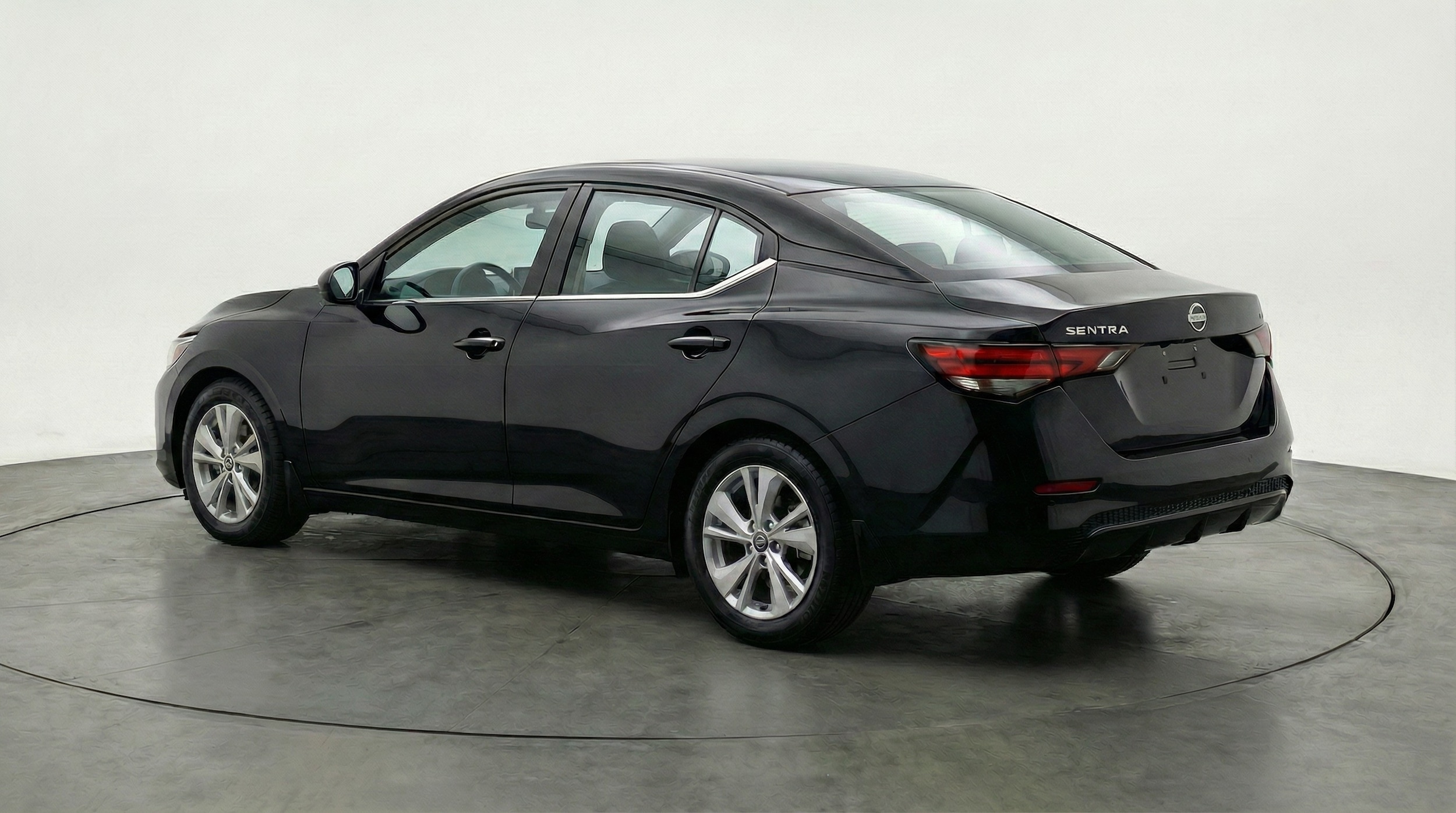 Thumbnail: 2025 Nissan Sentra - 5