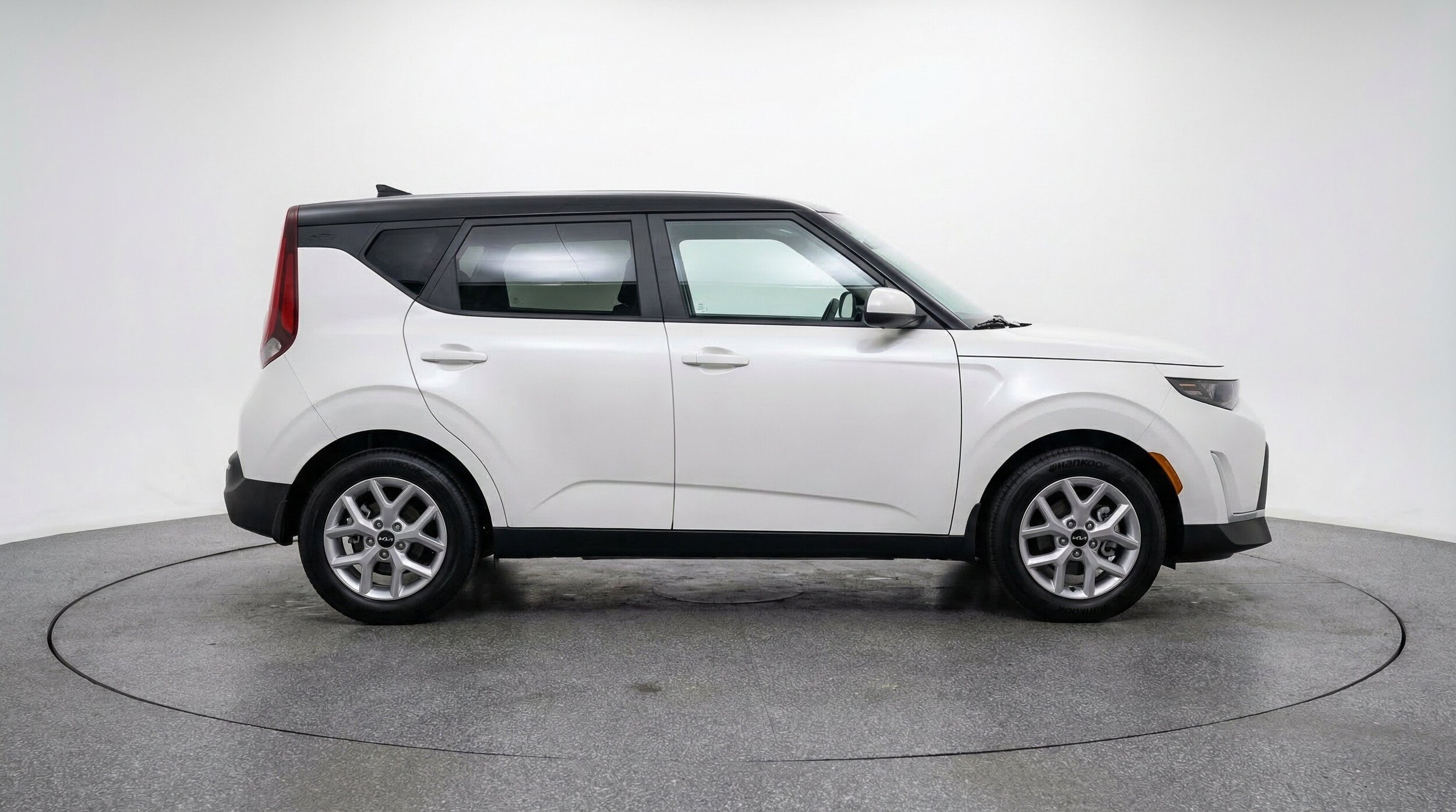 Thumbnail: 2025 Kia Soul - 11