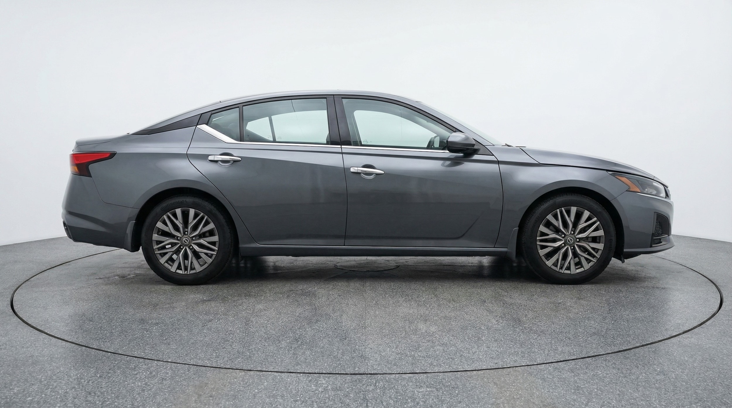 Thumbnail: 2025 Nissan Altima - 8