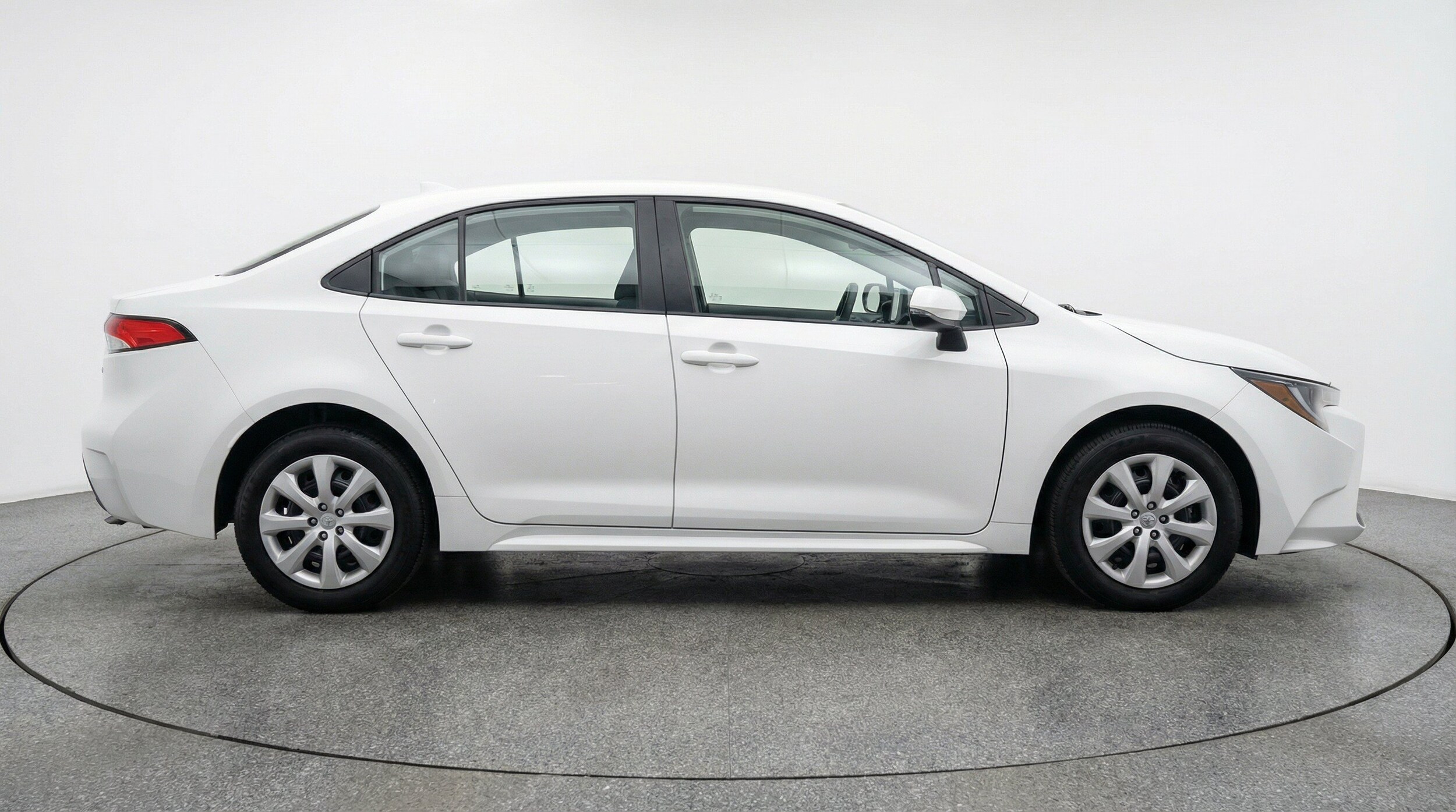 Thumbnail: 2025 Toyota Corolla - 11